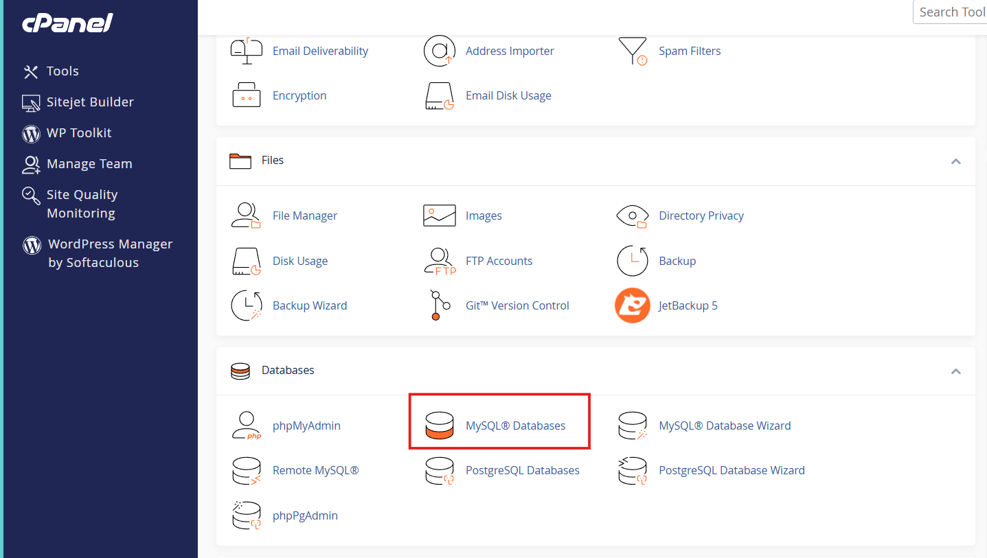 Vào MySQL Databases